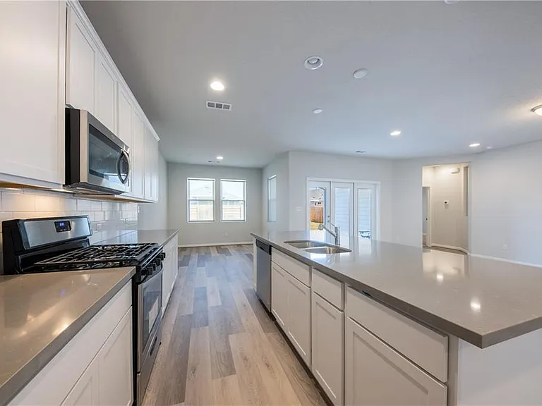 204 Cold Spring Loop — Photo 26