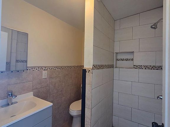 3rd image of 128 N 2nd St