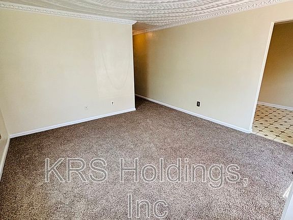 2nd image of 806 Whitehead Ave