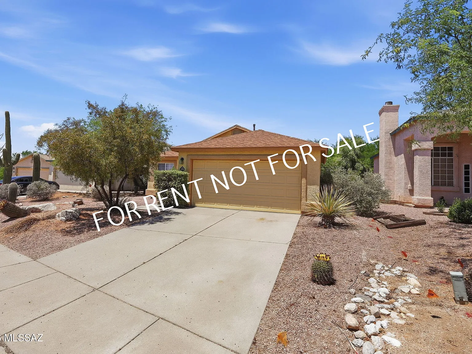 3 bed, 2.0 bath, 1465 sqft, $1,725 — Photo 2