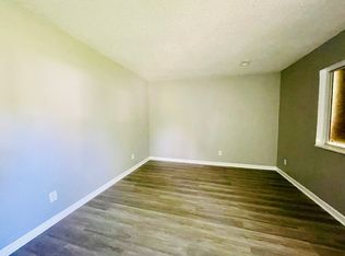 51 Helen Ct, Cahokia, IL 62206