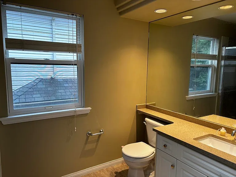 1605 Salal Cres — Photo 12