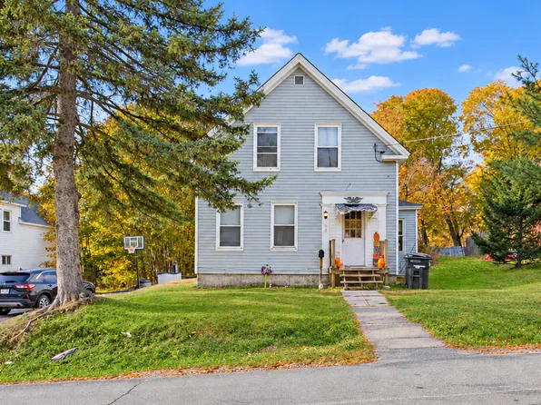 69 Lincoln Street, Dexter, ME 04930