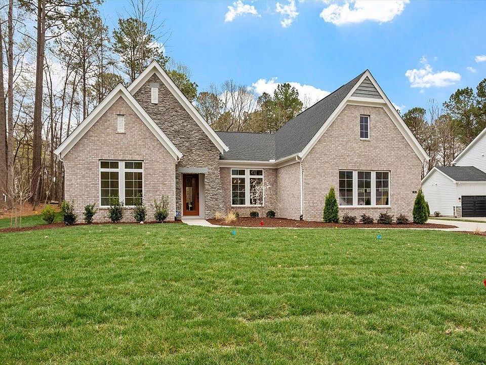1st image of 174 Ogden Cir