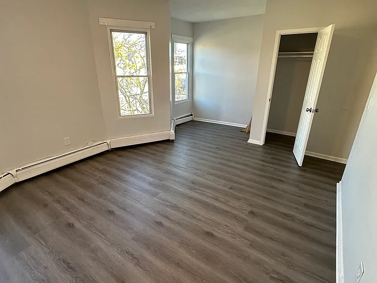 653 Union Ave #3 — Photo 15