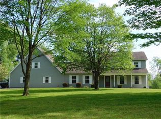 54 Schmidt Rd, Grove City, PA 16127