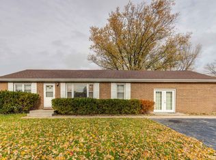 3540 Country Club Ave, Gurnee, IL 60031