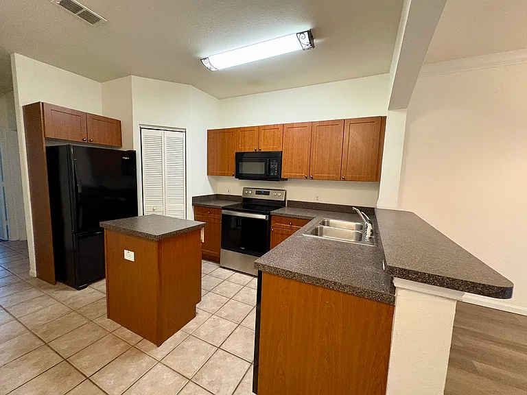 2151 Chianti Pl #127 — Photo 4