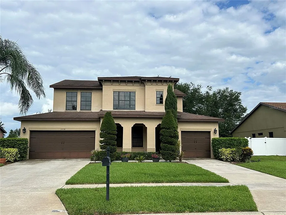 3538 Foxchase Dr