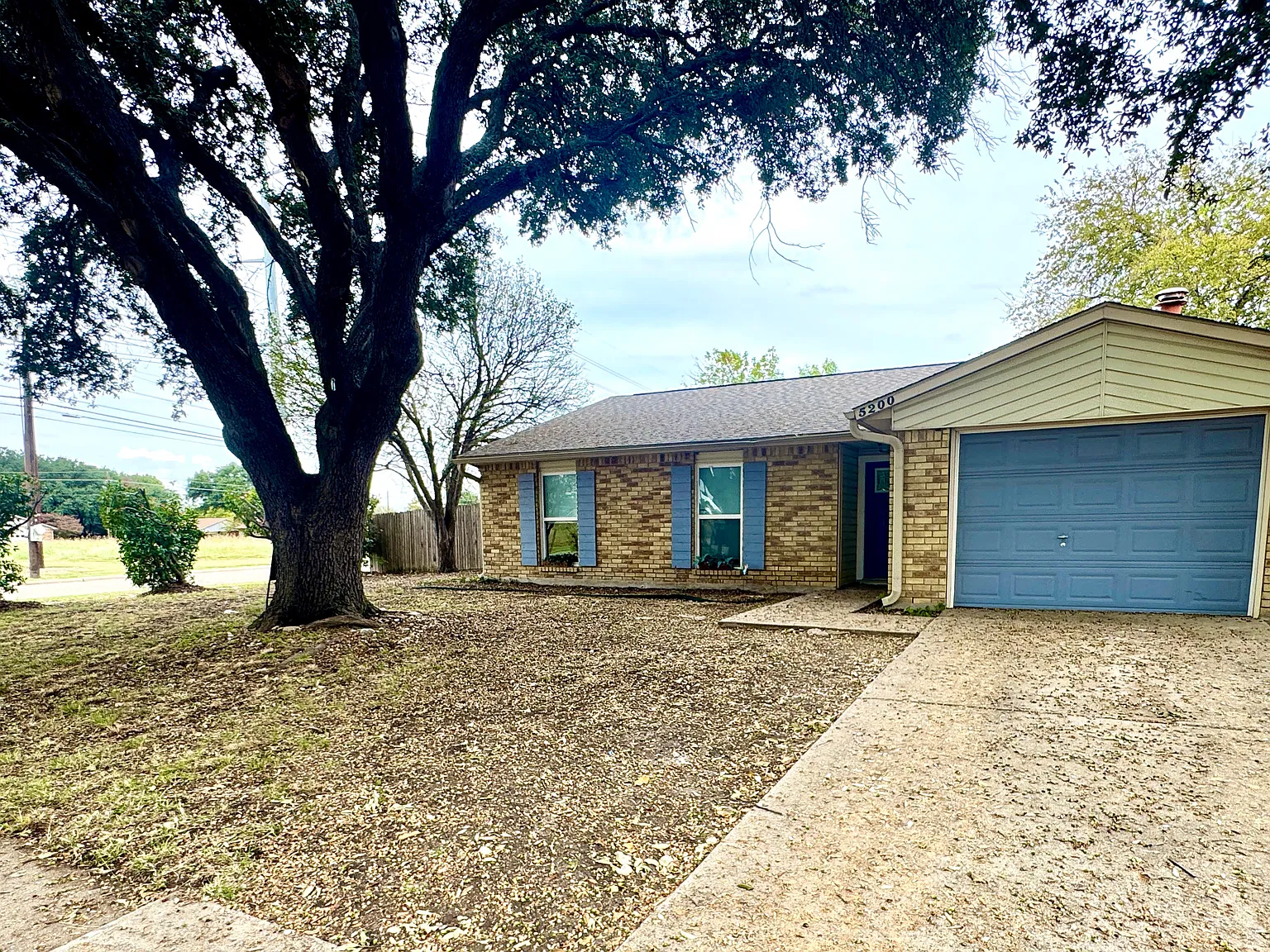 3 bed, 1339 sqft, $2,175 — Photo 1