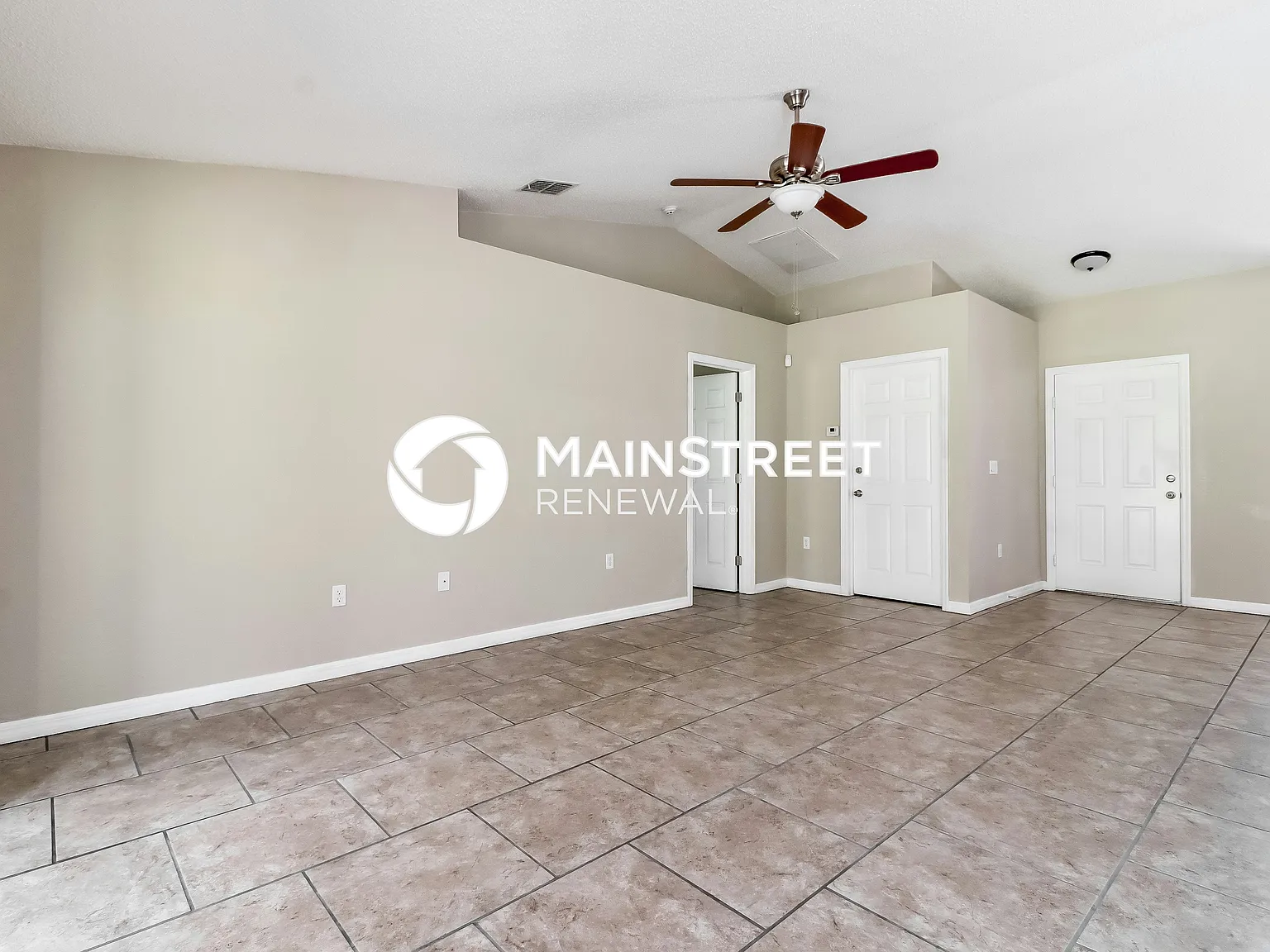 5246 Colchester Ave — Photo 2