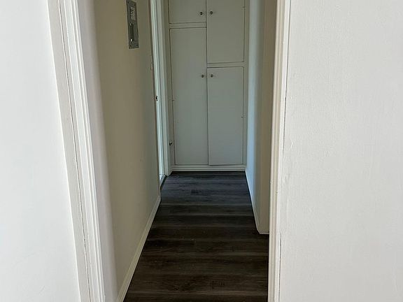 3rd image of 415 S El Molino Ave #12