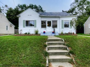 1135 Hollywood St NE, Grand Rapids, MI 49505