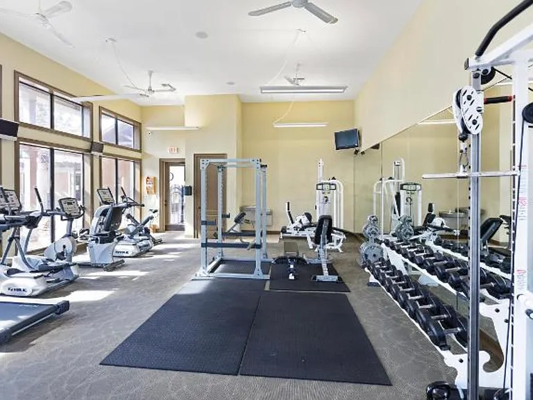 100 Fairway Park Blvd #608 — Photo 33