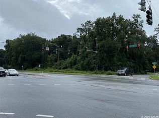 689 NW 53rd Ter, Gainesville, FL 32607