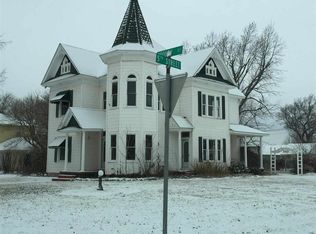 521 N Prouty Ave, Watonga, OK 73772