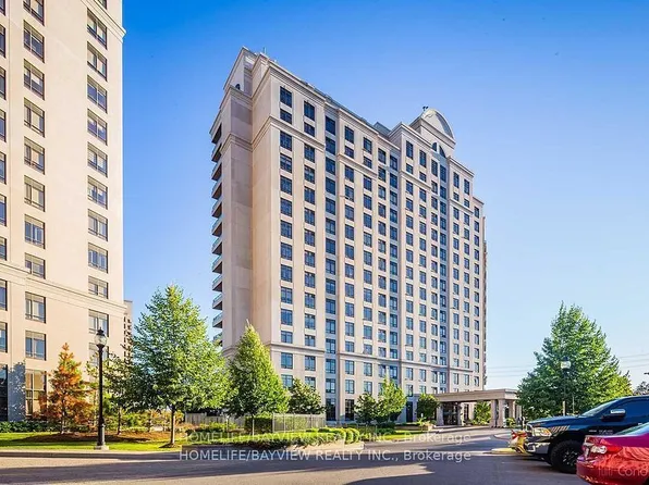 9225 Jane St, Vaughan, ON