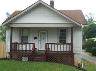367 S Lincoln Ave, Barnesville, OH 43713
