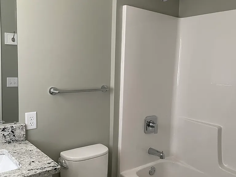 4551 Meredeth St — Photo 10