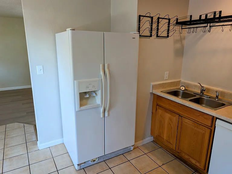 10613 Sheridan Ave S — Photo 12