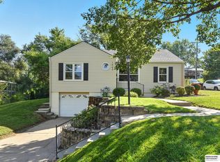 1943 S 47th St, Omaha, NE 68106