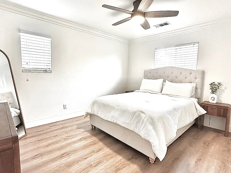 6861 Earp Way — Photo 28