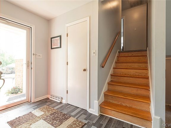 4th image of 2501 Prestwick Cir