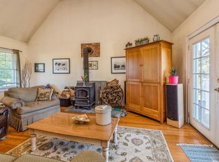 323 Deep Hole Rd, Calverton, NY 11933