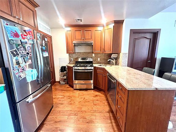 2nd image of 1737 E 21st St #6A