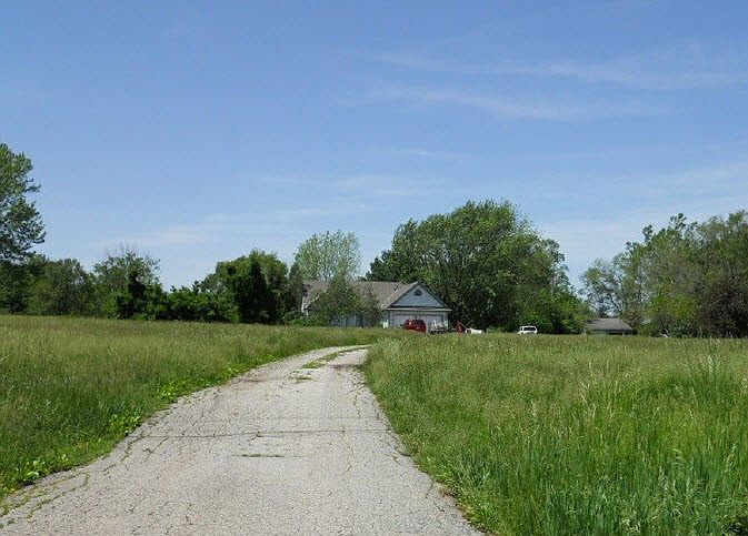 2nd image of 12970 Lakeshore Dr
