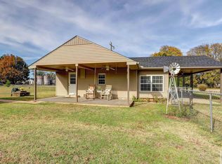 225 W Railroad St, Delight, AR 71940