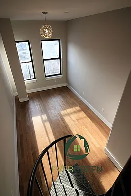 Rented by ERNY LLC | media 4