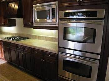 5th image of 739 Stone Mill Dr