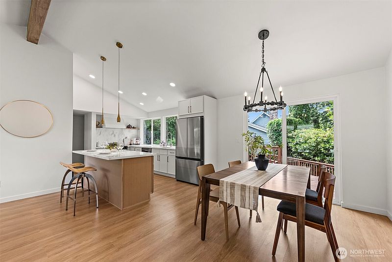 5th image of 4303 NE 24th Street