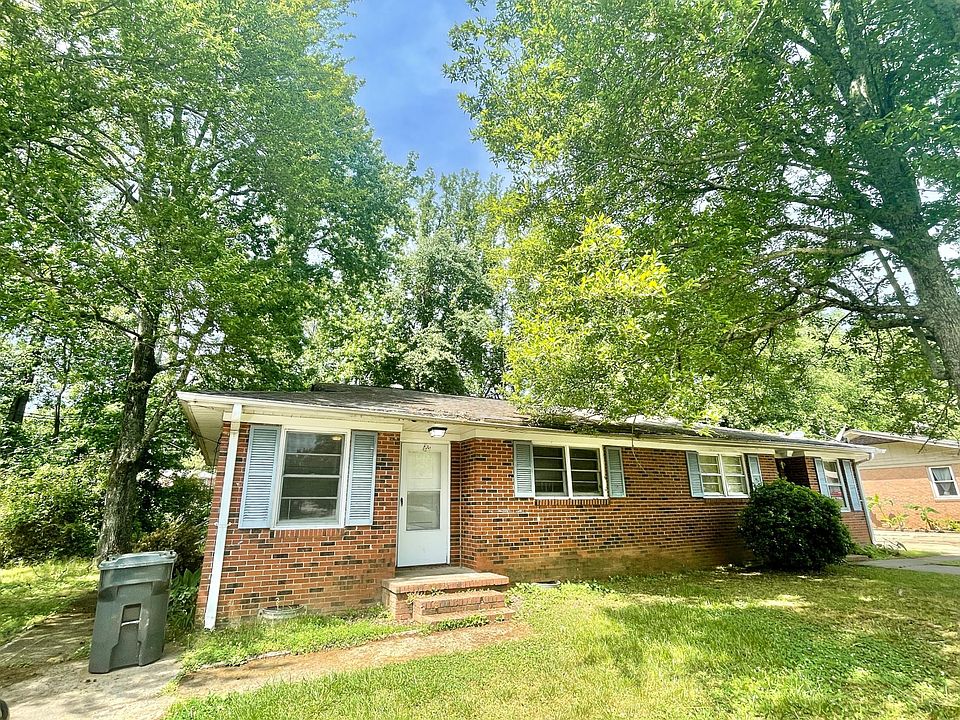 1st image of 1 Lora Ln #A
