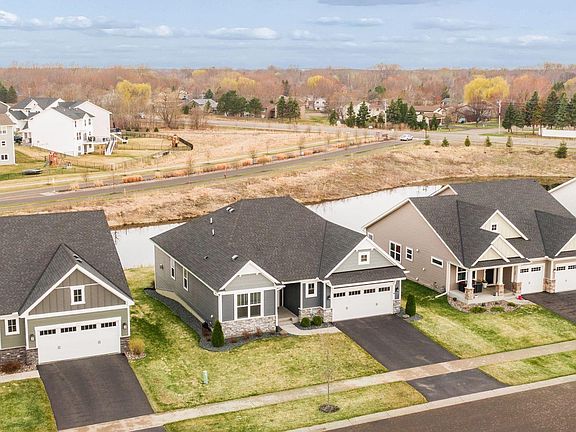 3rd image of 2040 Diamond Ln