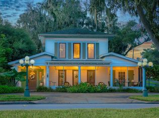 340 Lake Winnemissett Dr, Deland, FL 32724