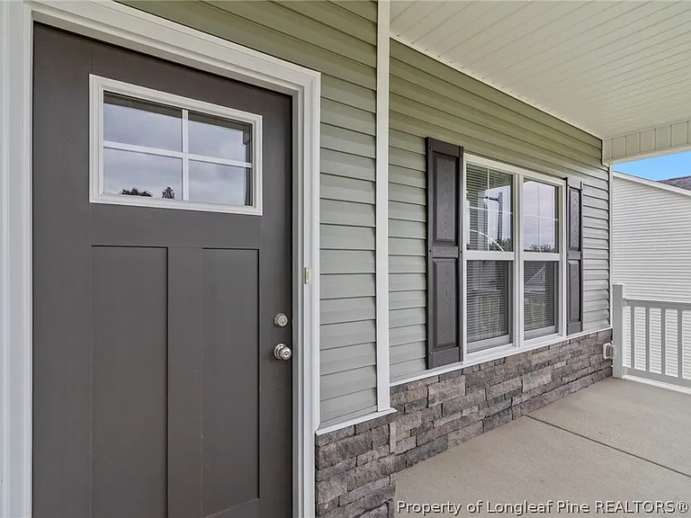 112 Nairn St — Photo 3