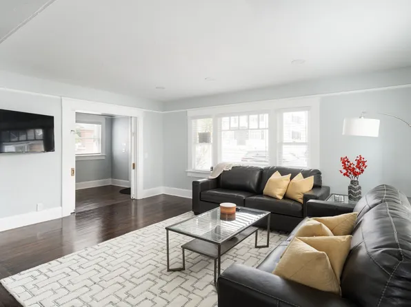 2454 Union St, San Diego, CA 92101