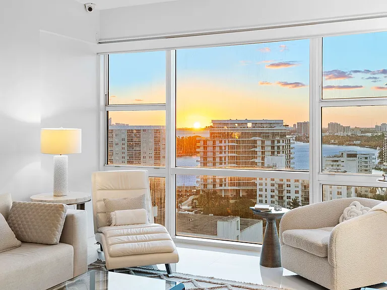 6801 Collins Ave #Penthouse 01 — Photo 15