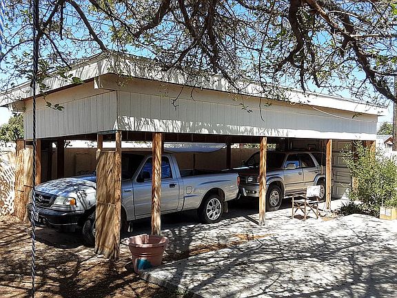 2nd image of 1001 Florida St SE