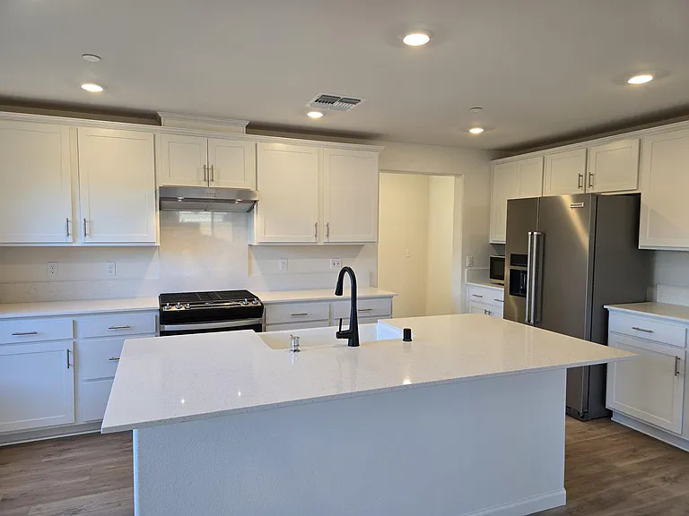 6701 E Nevada Ave — Photo 37