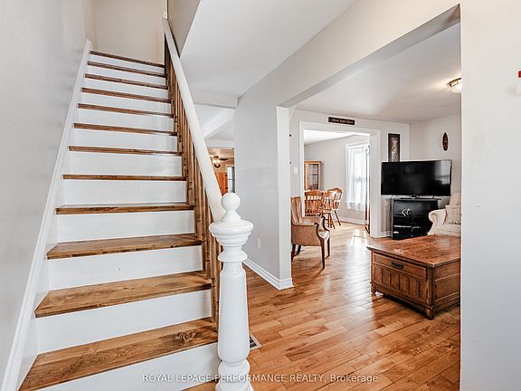 4th image of 6 Whitehead Ave