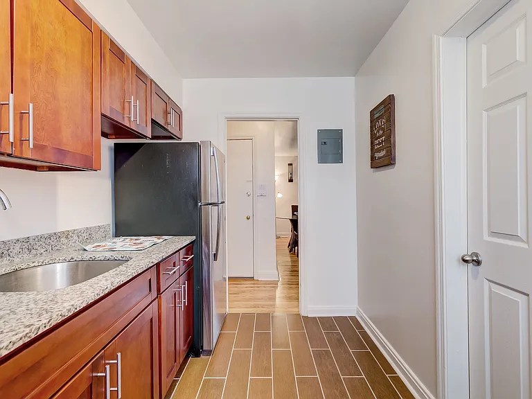 Loch Raven Village Apartments — Photo 27