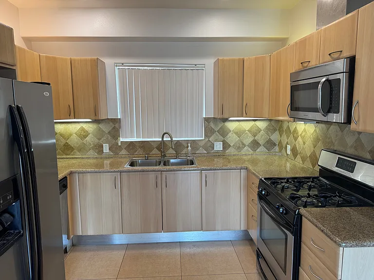 1306 Quintero St #11 — Photo 7
