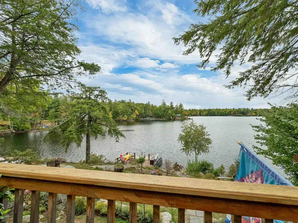 118 Castle Shore Road, Moultonborough, NH 03254
