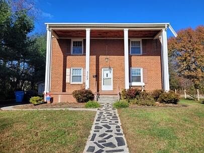 1st image of 3102 Angell Ave NW #B