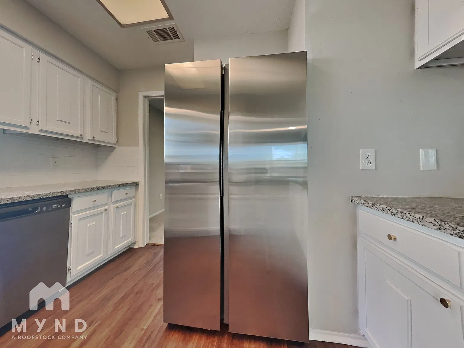 4 bed, 2.0 bath, 1766 sqft, $2,245 — Photo 3