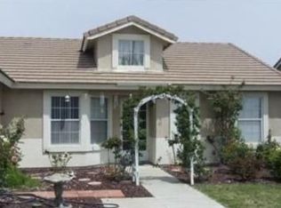 808 Solano Ct, Lake Elsinore, CA 92530