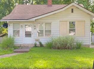 405 N Carson Ave, Champaign, IL 61821